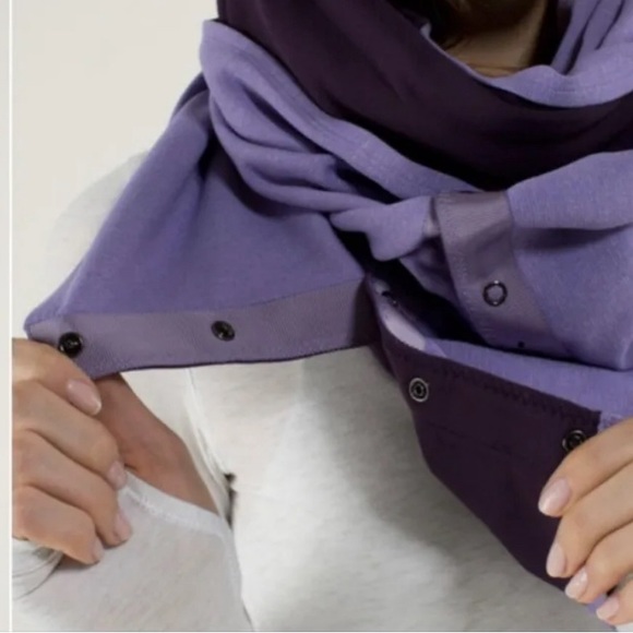 Lululemon vinyasa scarf wrap nwot purple - Picture 2 of 8